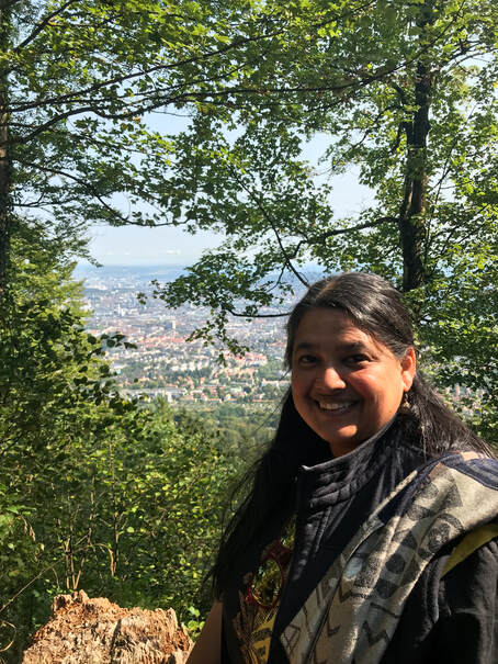 Shyla Kowdle — Fine Artist